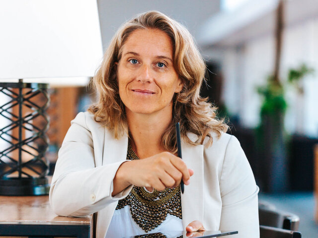 Ganzheitliche mentale Gesundheit von Corina Hoch — Körper, Geist und Seele im Einklang für Solopreneure, New Work Business Award 2026 Gold Corina Hoch — AKN Ganzheitliche Mentale Gesundheitsexpertin: Achtsamkeitstraining, Resilienztraining und Burnout-Prävention für Solopreneure und Selbstständige